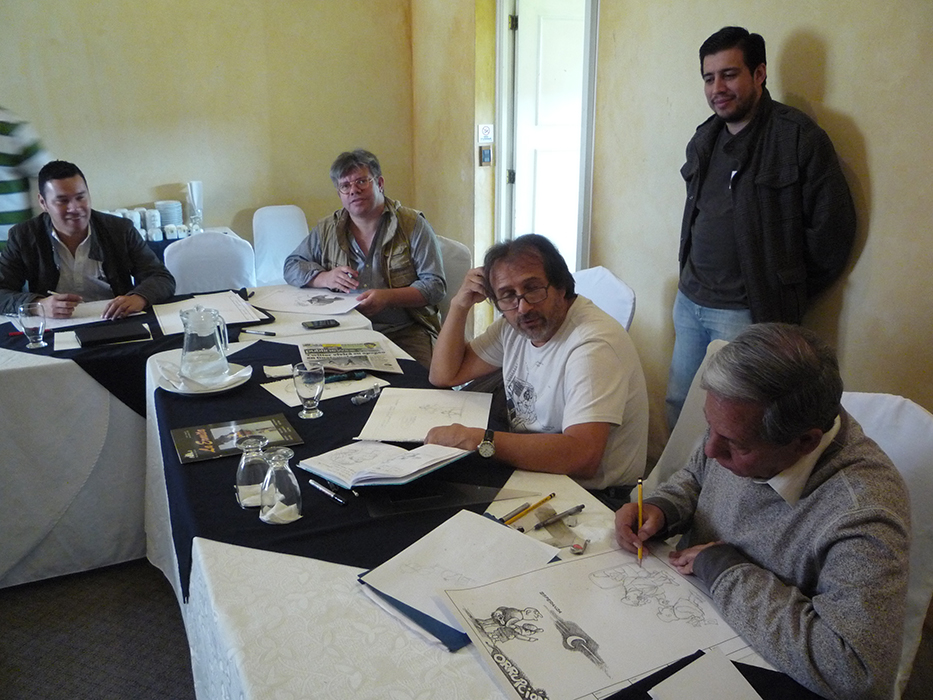  But de l’atelier: créer un calendrier mural illustré, qui sera distribué aux écoles et ONG de la région comme outil de sensibilisation. Les dessinateurs du Guatemala, du Salvador et du Honduras planchent – Guatemala Ciudad, 6 mars 2012 